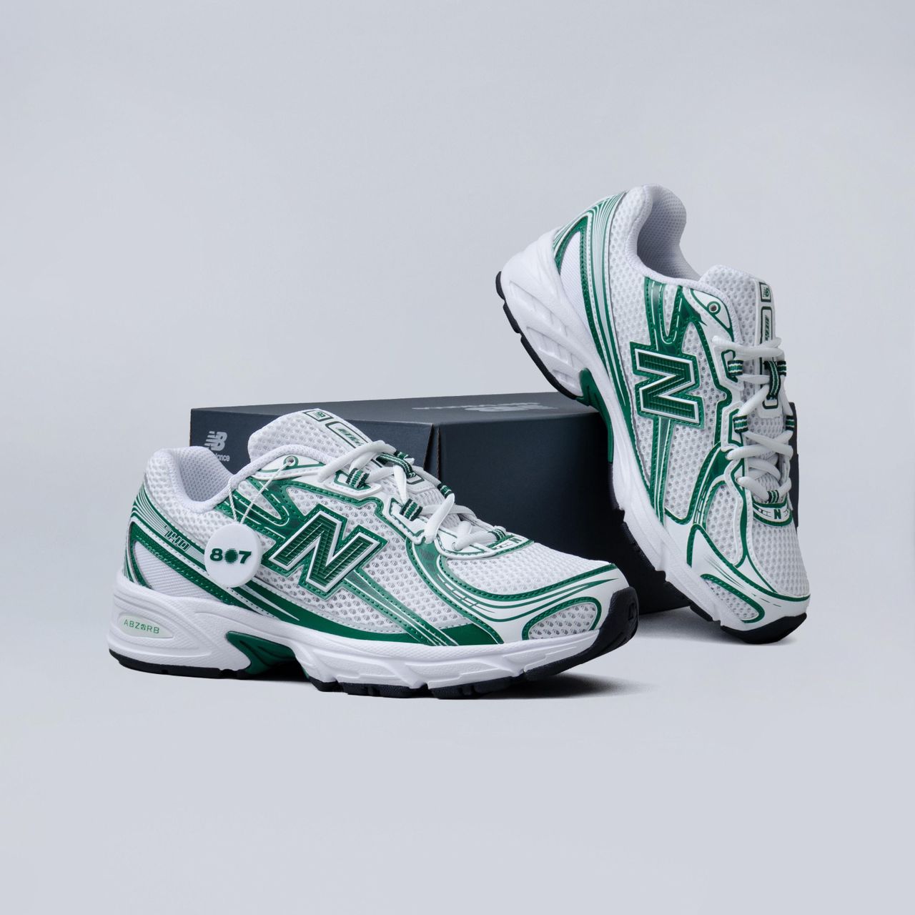 New Balance U740
